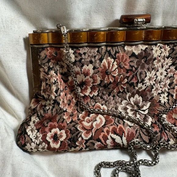 Vintage VTG Floral Tapestry Clutch with Chain Strap - Picture 2 of 15